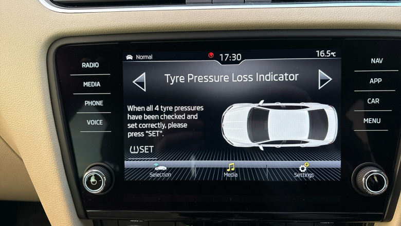 Skoda Octavia 1.5 TSI SE L 5dr DSG Petrol Hatchback